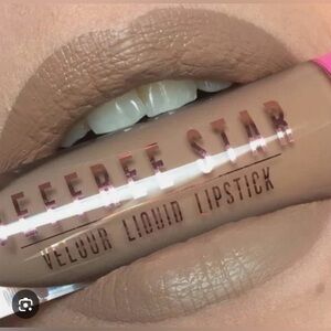 Jeffree Star Velour Liquid Lipstick - Posh Spice NIB